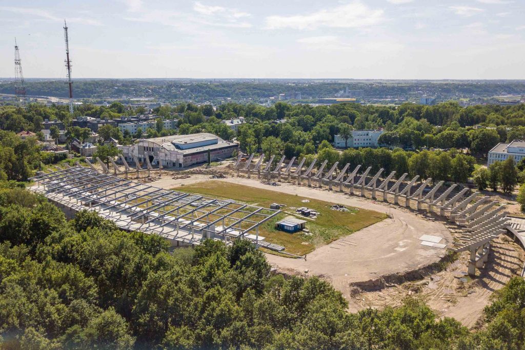 Darbai Dariaus ir Girėno stadione